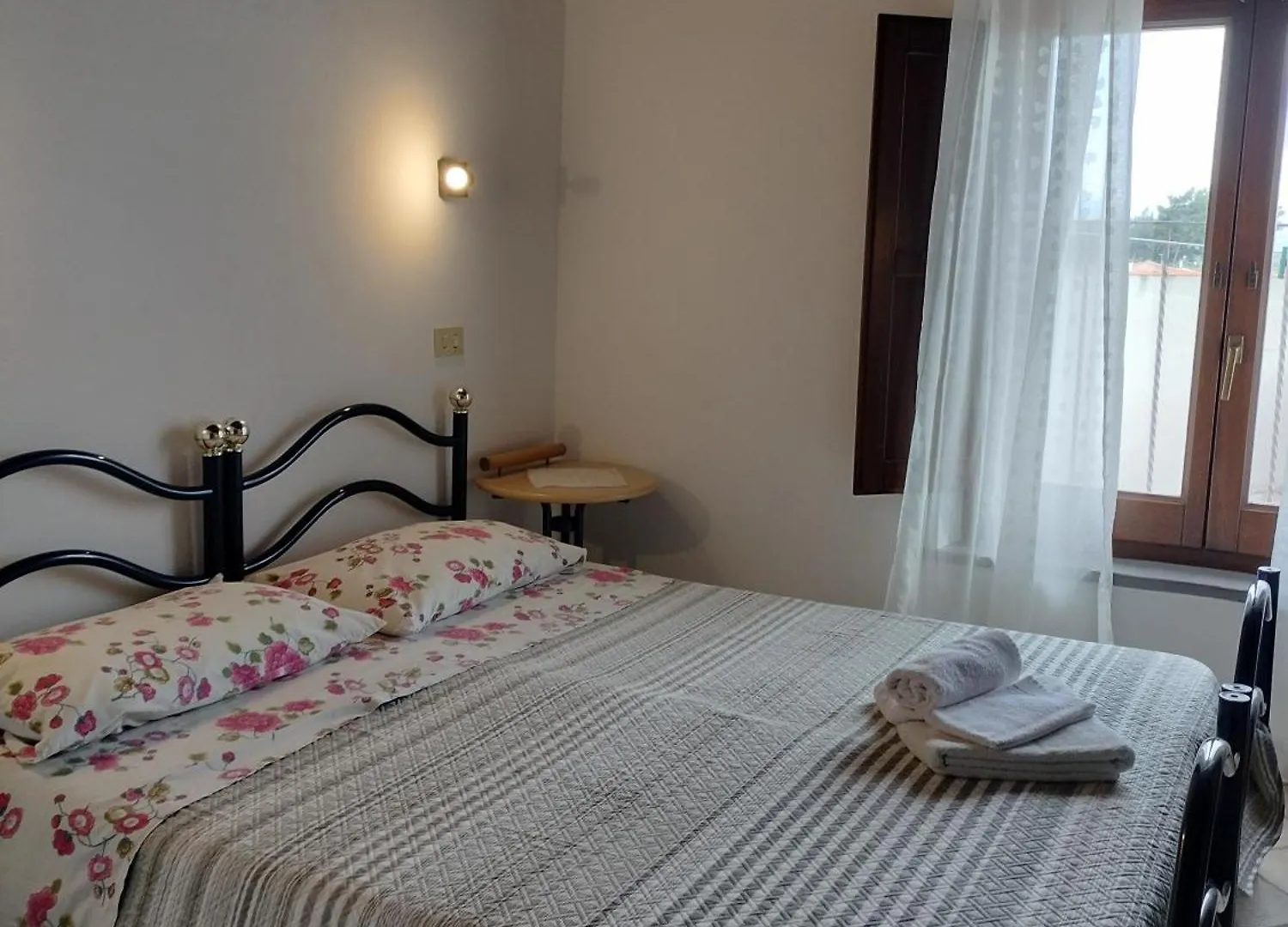 Hotel La Casa Rossa Riola Sardo Italia